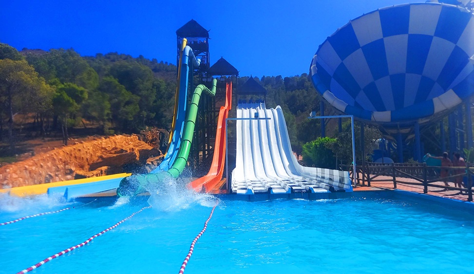 Aqualandia: uno de los parques acuáticos más grandes de Europa