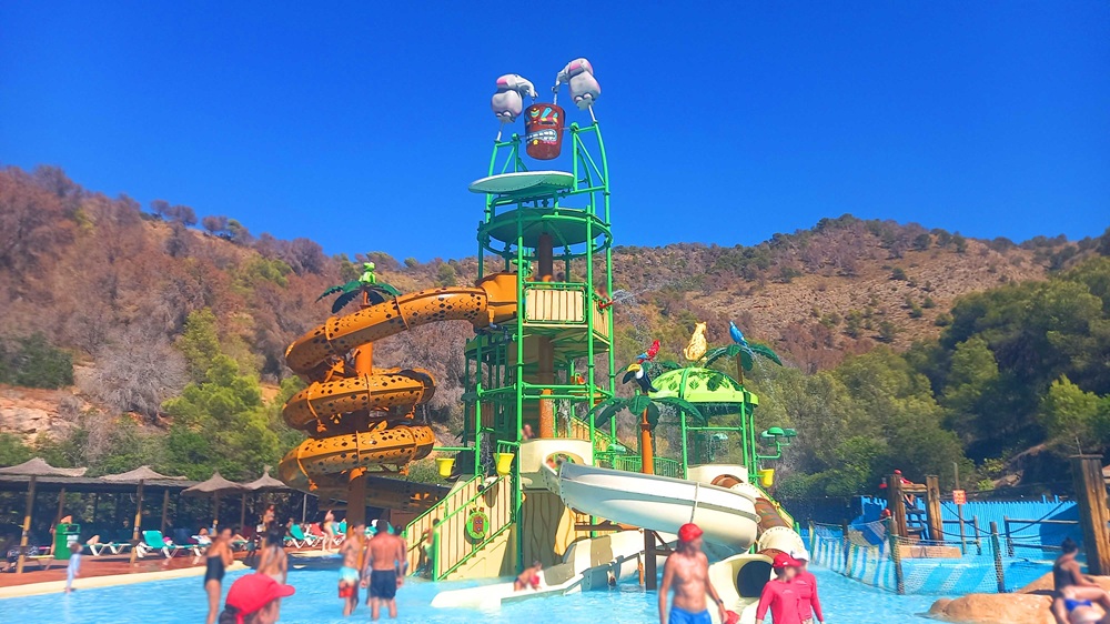 Área infantil Laguna